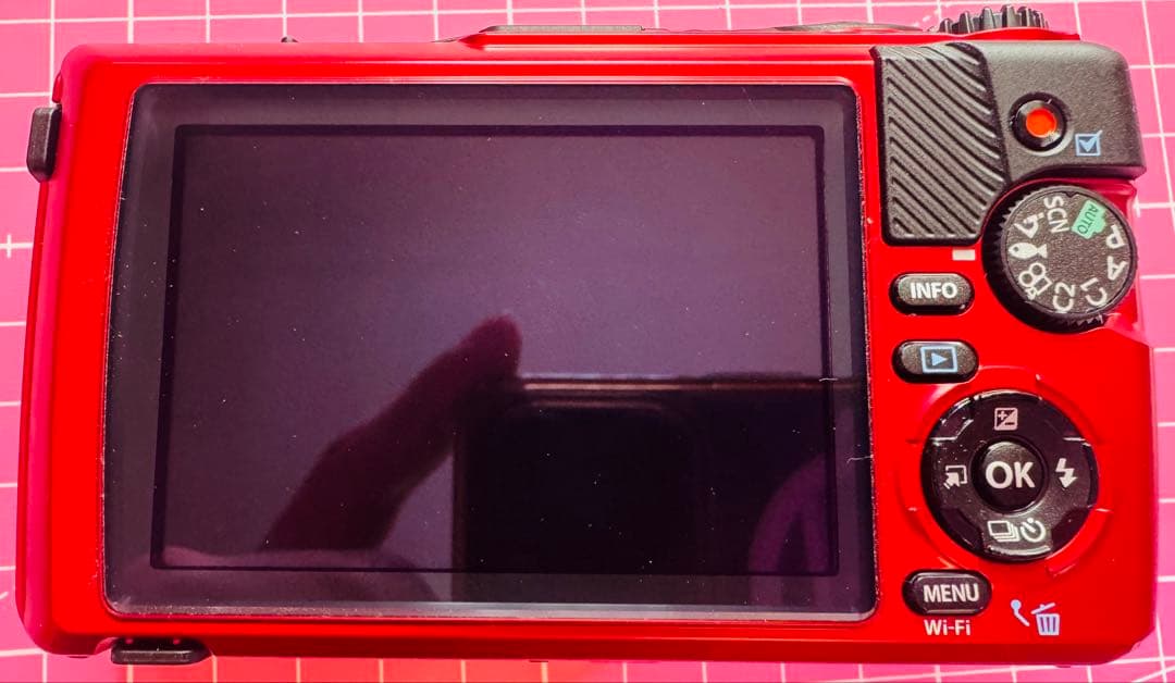 OM SYSTEM TG-7 コンパクトデジタルカメラ レッド