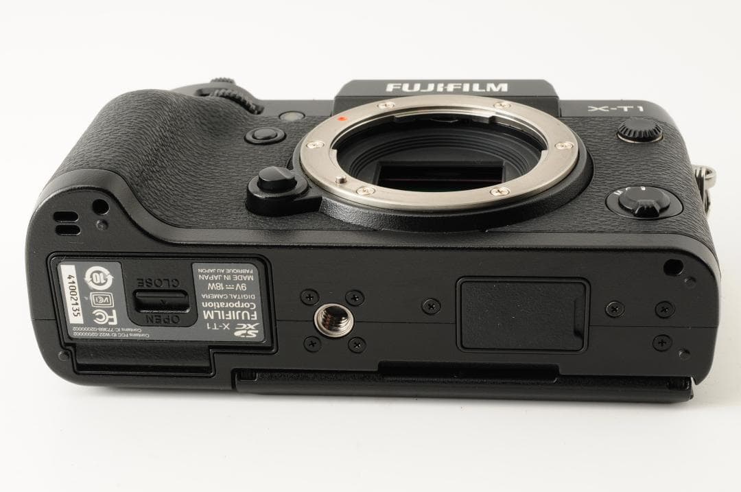 【美品】フジフィルム FUJIFILM X-T1 《シャッター回数 16回》