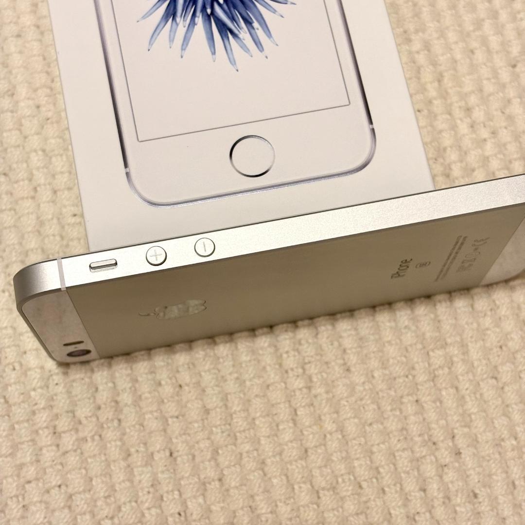 iPhone SE (第1世代) 32GB シルバー