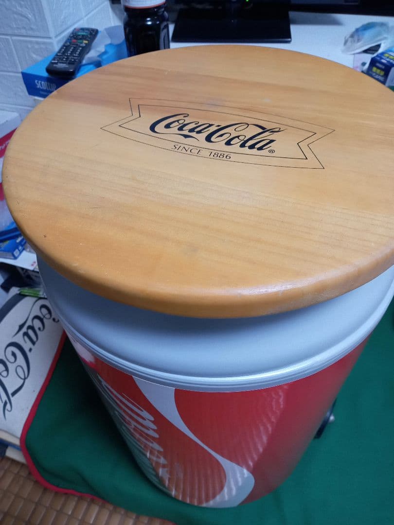 美品未使用Coca-Cola 缶型クーラー 大容量 キャスター付き