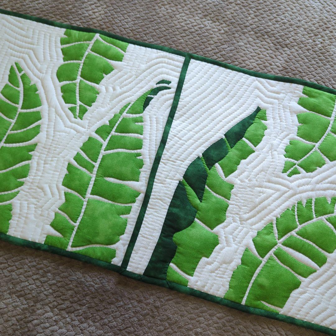 ハワイアンキルトタペストリー　モカ