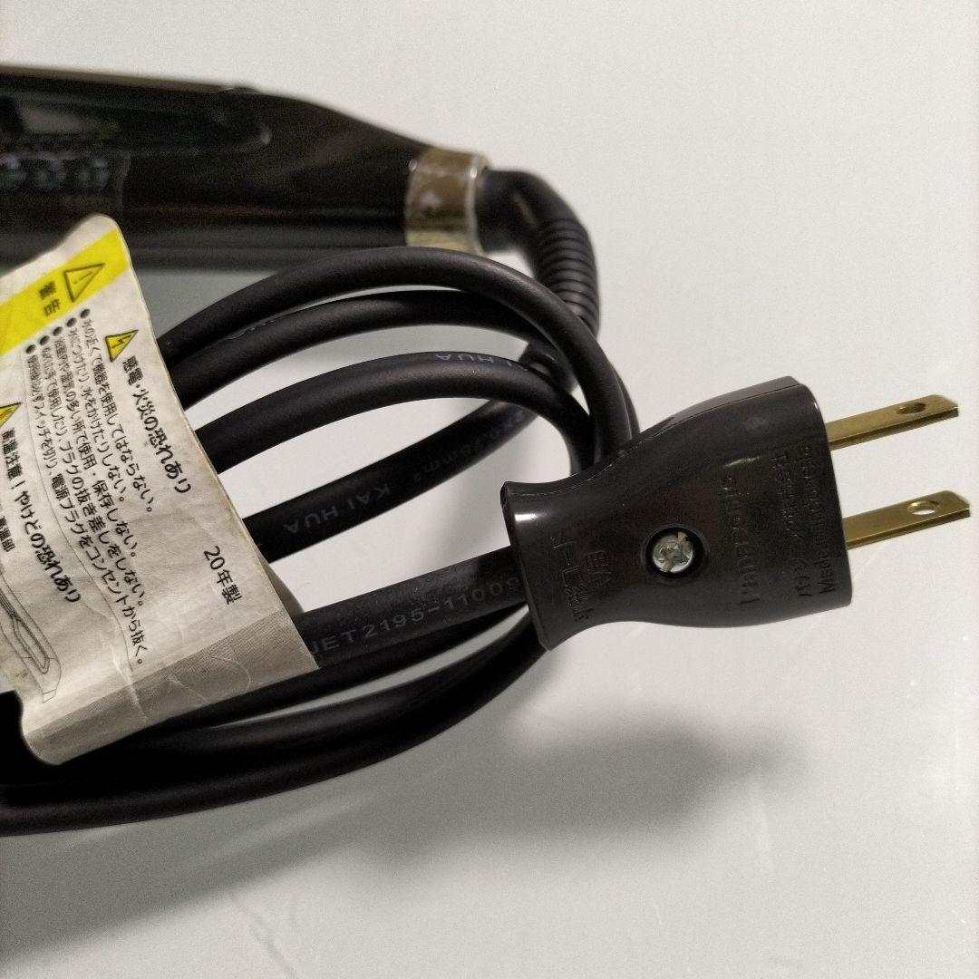 ヘアビューロン　4d　ストレートアイロン