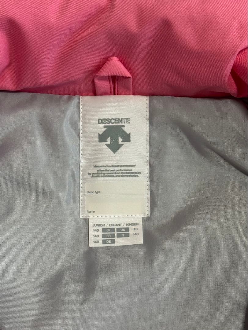 【新品未使用 タグ付き】デサント スキーウェア 140サイズ 女の子