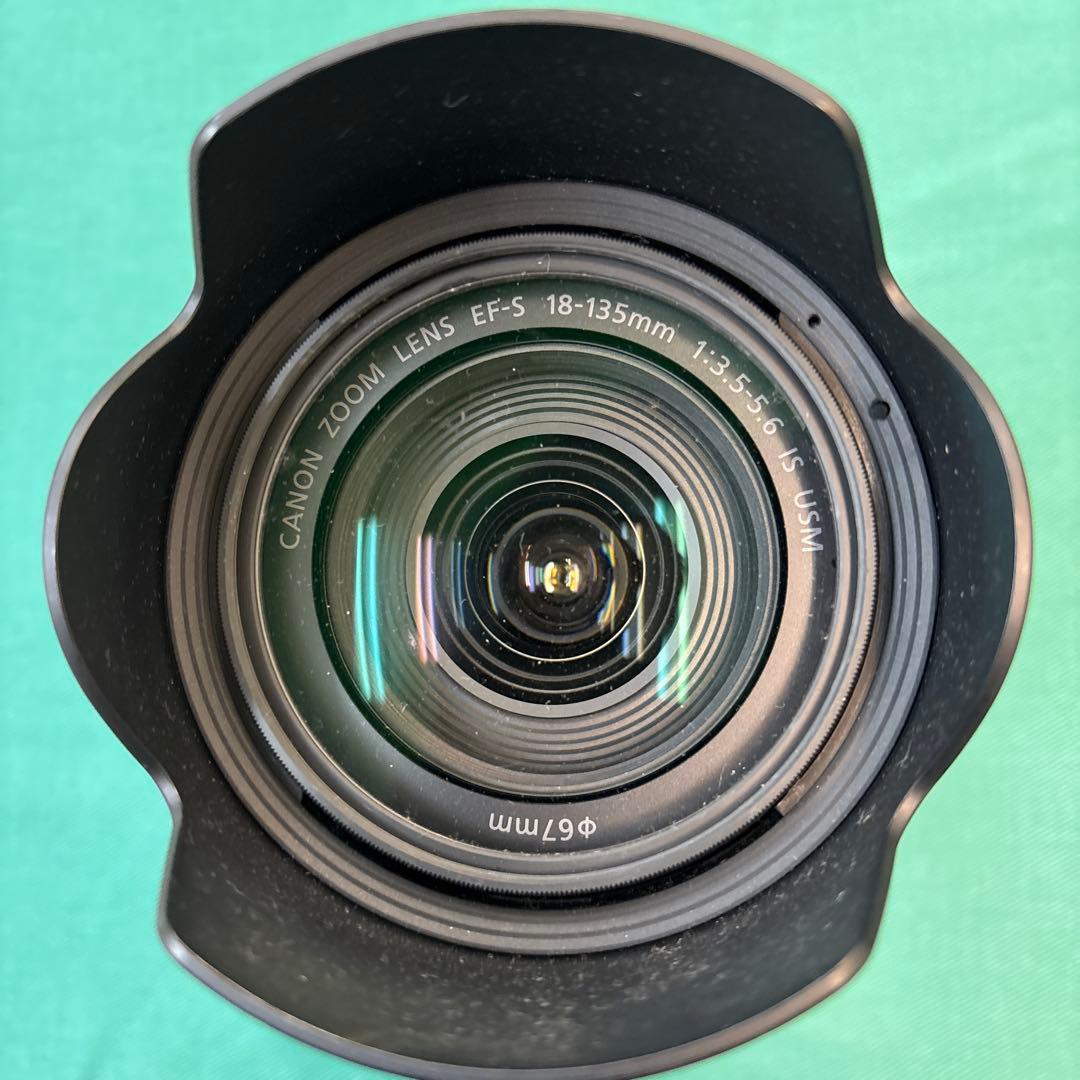 Canon EF-S 18-135mm IS USMズームレンズ