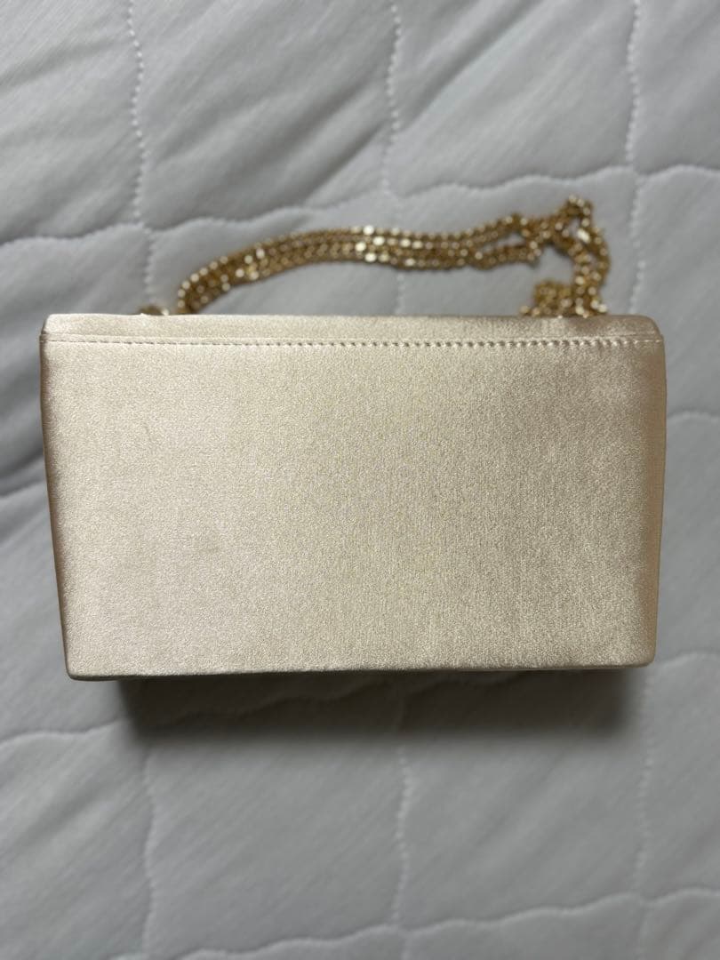 niana ブラスカットフラップバッグ 結婚式バッグ