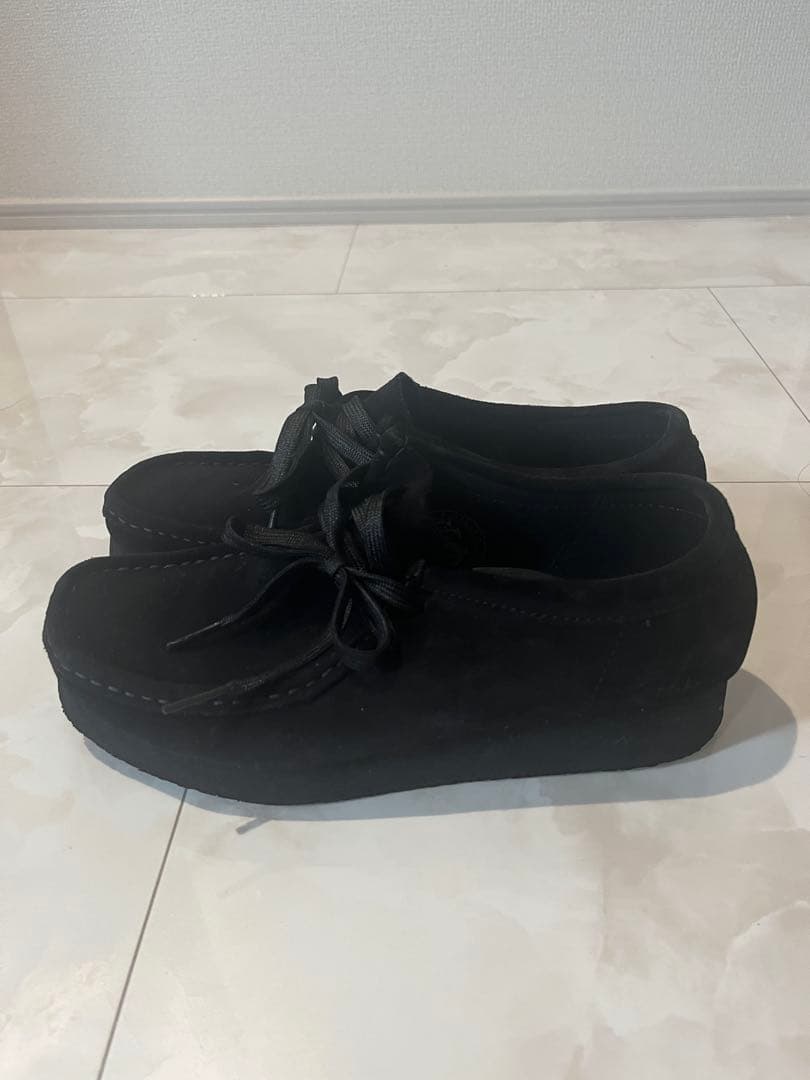 黒 スエード レースアップシューズ