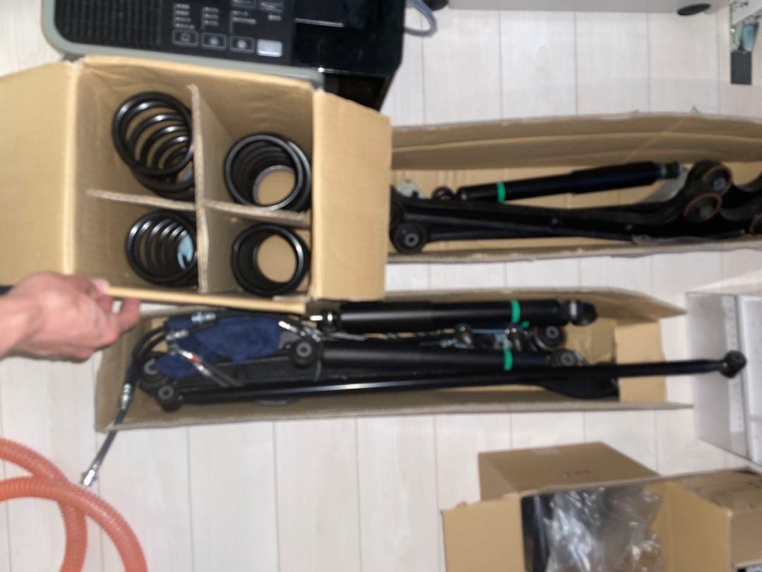 送料込み！　引き取り歓迎　ジムニーシエラ　新車外し　足回り一式　純正