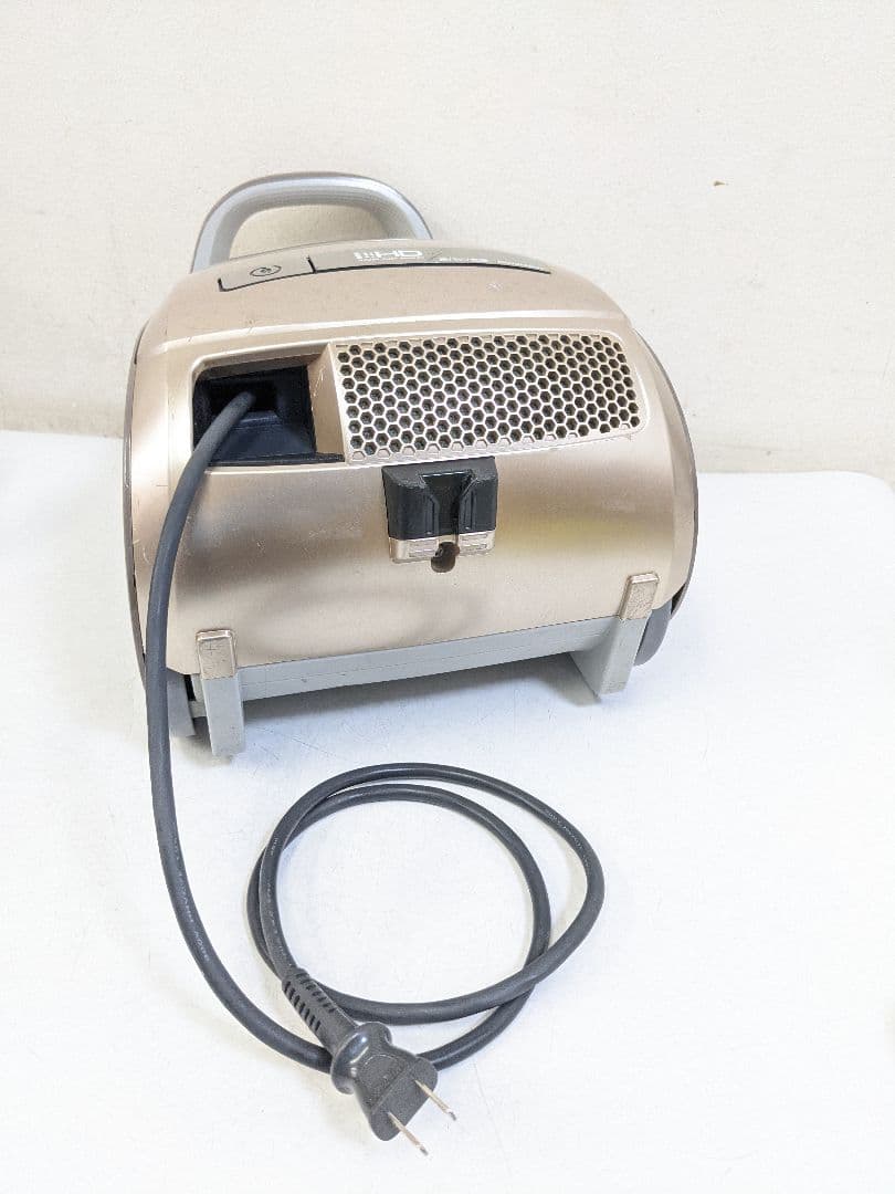 Panasonic MC-PA36G-N 紙パック式掃除機 2017年製