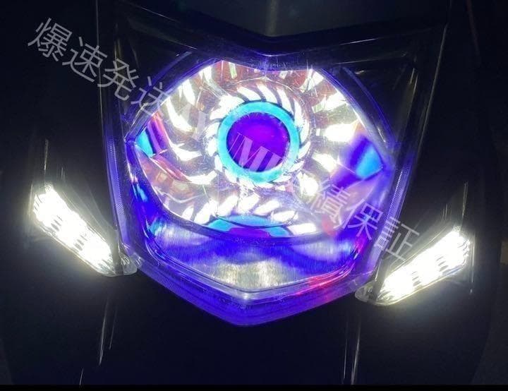 シグナスX Z 1型〜4型 プロジェクター イカリングヘッドライト!