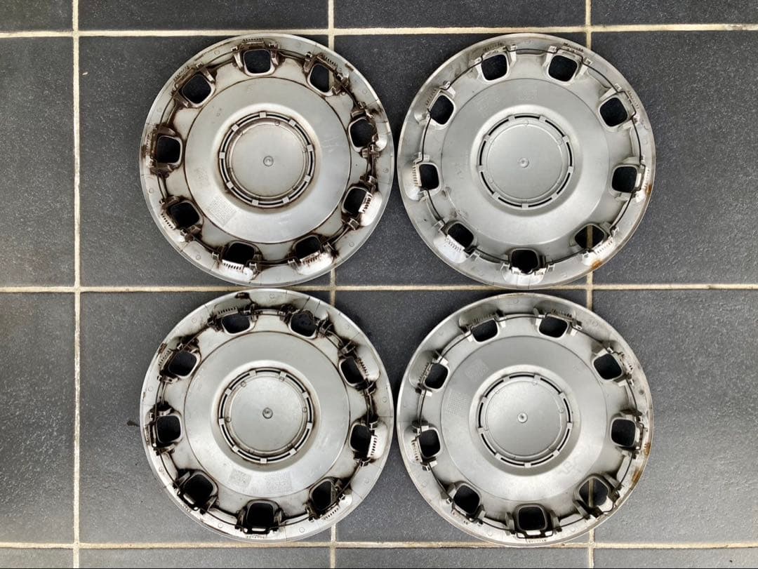 FIAT シルバー ホイールカバー 4枚セット