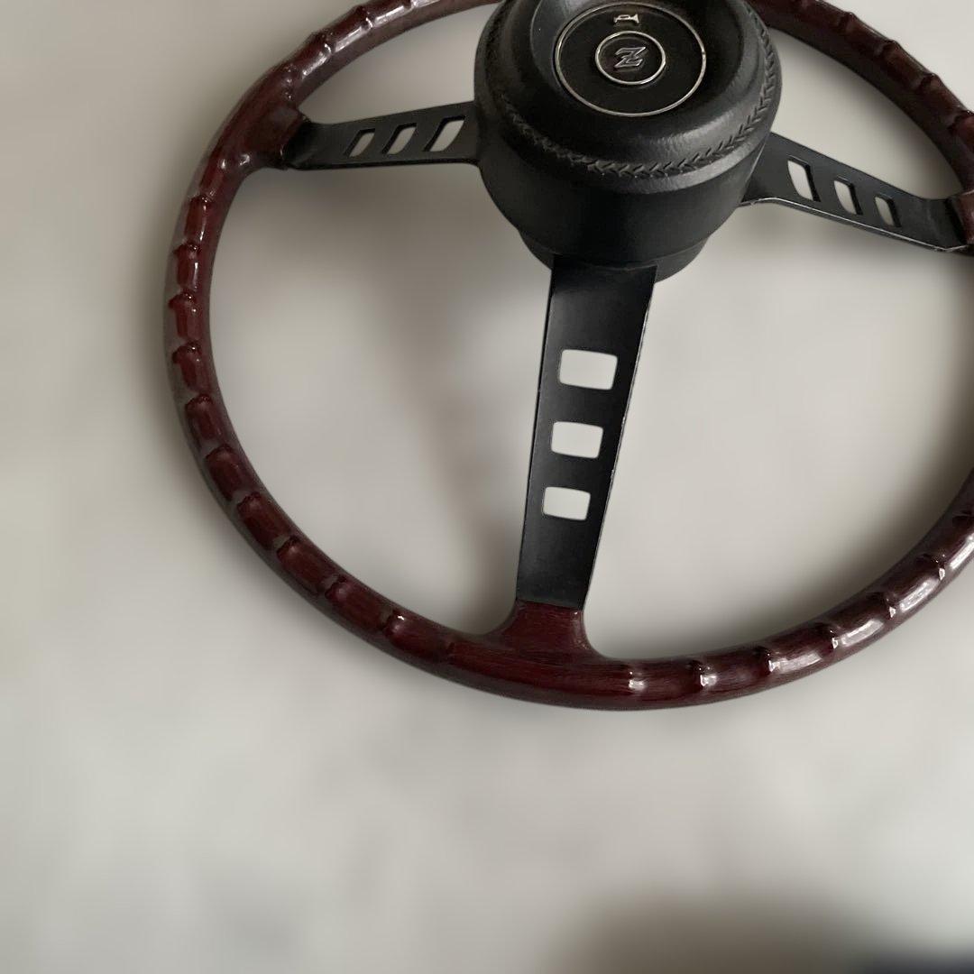 ダークブラウン ステアリングホイール 3本スポークフェアレディZで使用しました