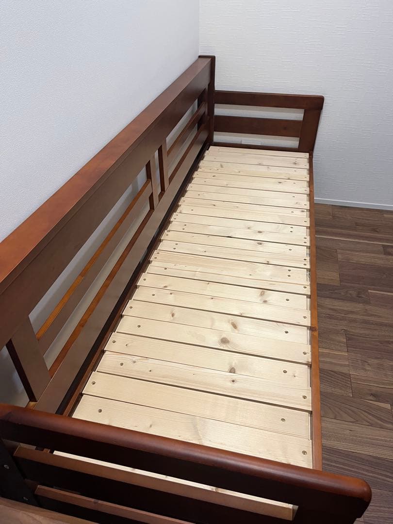 【セール中】天然木　すのこ　ソファベッド　シングル　マットレス