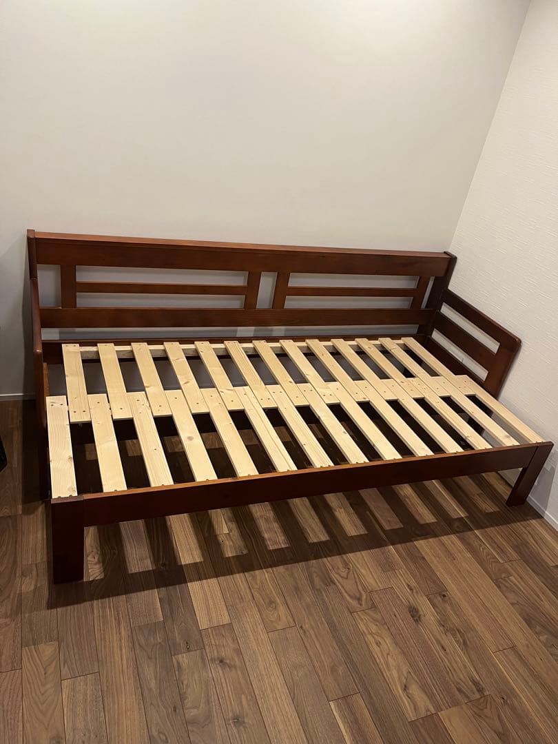 【セール中】天然木　すのこ　ソファベッド　シングル　マットレス