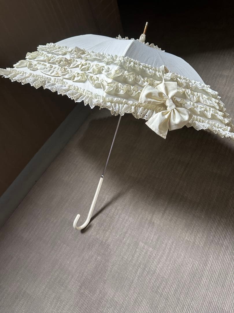 アンジェリックプリティ　ロリィタ　フリル日傘　リボン付き　ホワイト