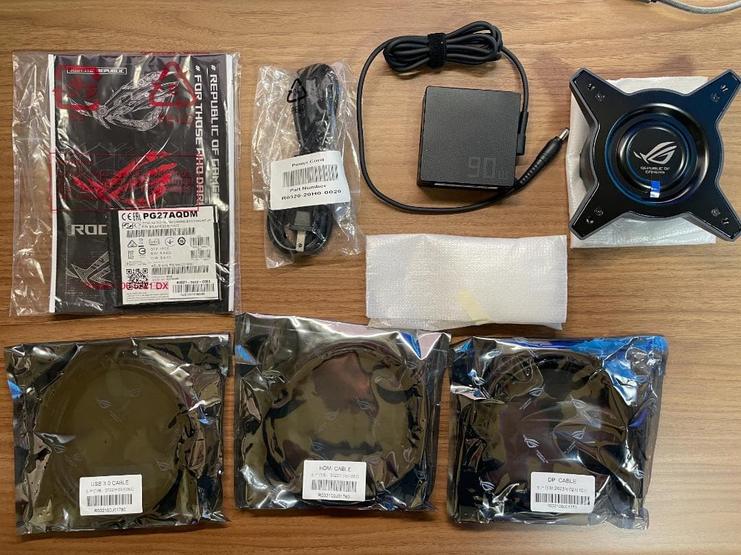 ASUS ROG PG27AQDM ゲーミングモニター