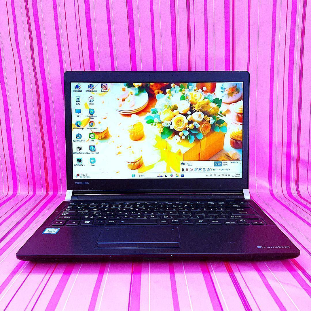 34✨高スペック・小型・メモリ16・ＳＳＤ・Win11✨黒TOSHIBAパソコン