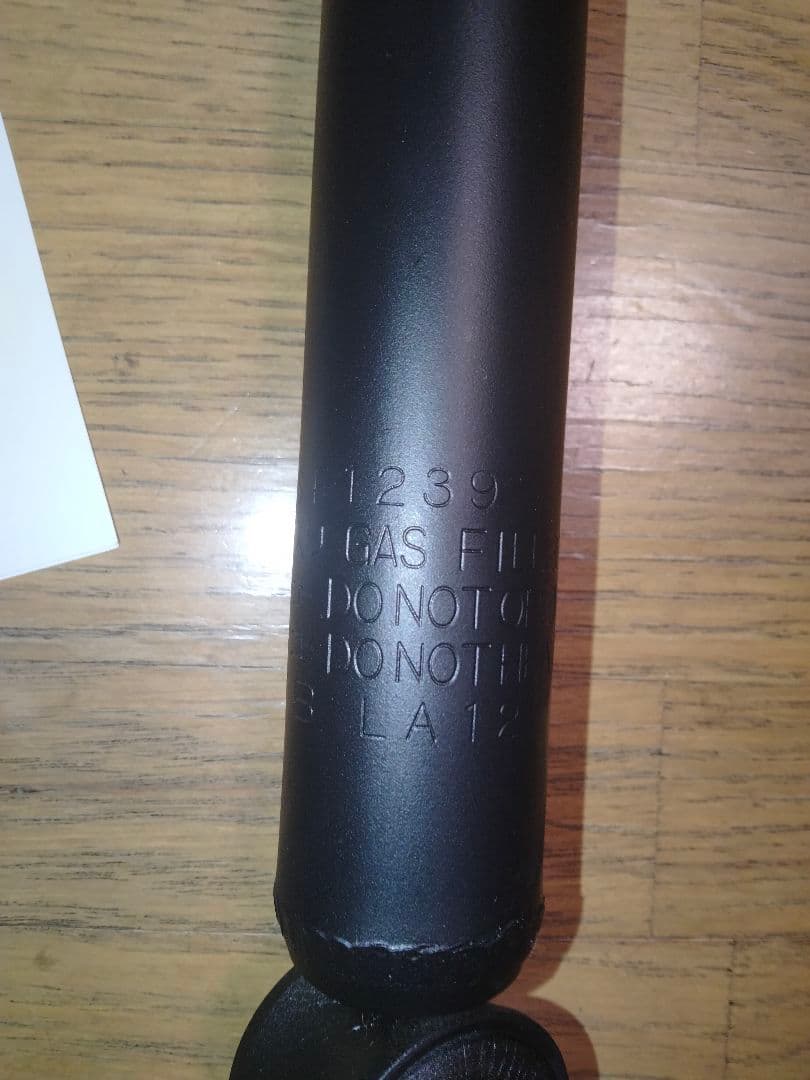 ekワゴンH82Wリアショックアブソーバー2本セット「KYB KSF1239」