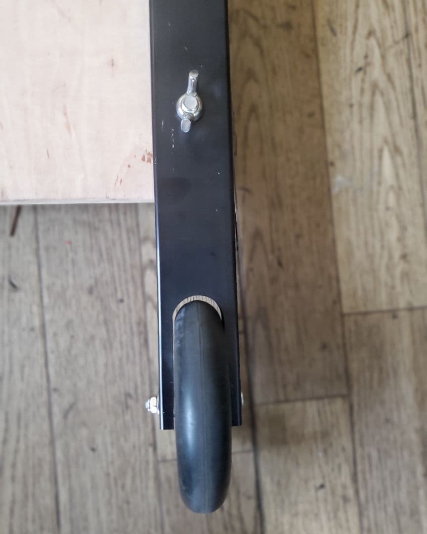 スキージャンプ用練習ローラー台