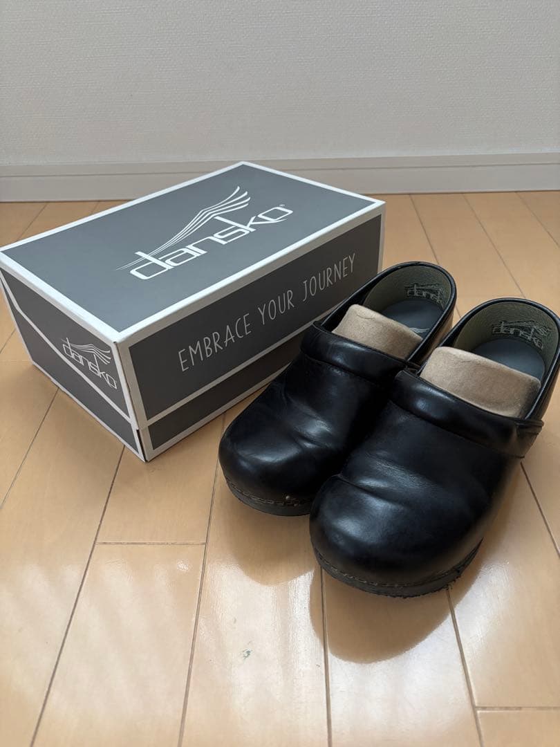 dansko 黒 ウォータープルーフ　クロッグサンダル 箱付き