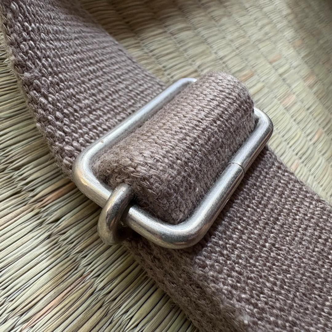 NIZYU KANO FUKUI SIWAナイロンボディバッグM グレージュ