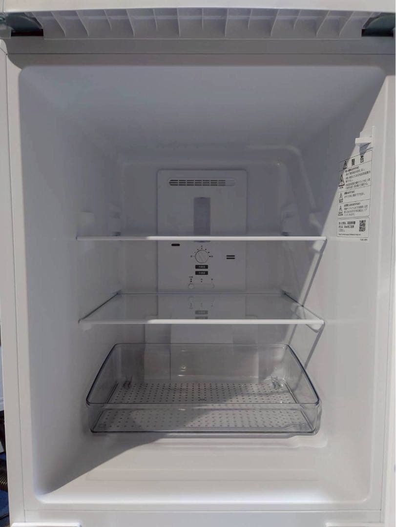 東京都23区(送料込)美品SHARP 2ドア冷蔵庫 23年製 (TPH4872)