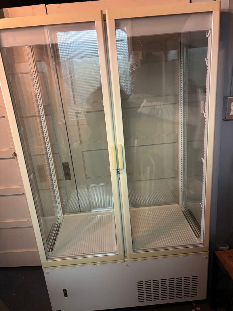 ◼︎引き取り限定◼︎SANYO冷蔵ショーケース 2ドア 白ホワイト花冷蔵庫業務用