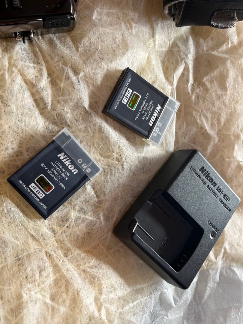 極上品！　Nikon COOLPIX S1000pj