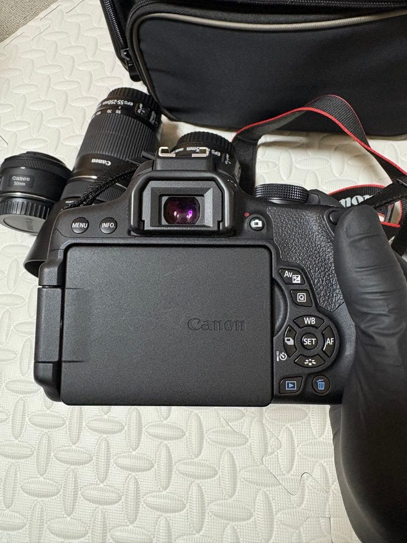 Canon EOS KISS8x8i 一眼レフカメラ レンズ3本付き