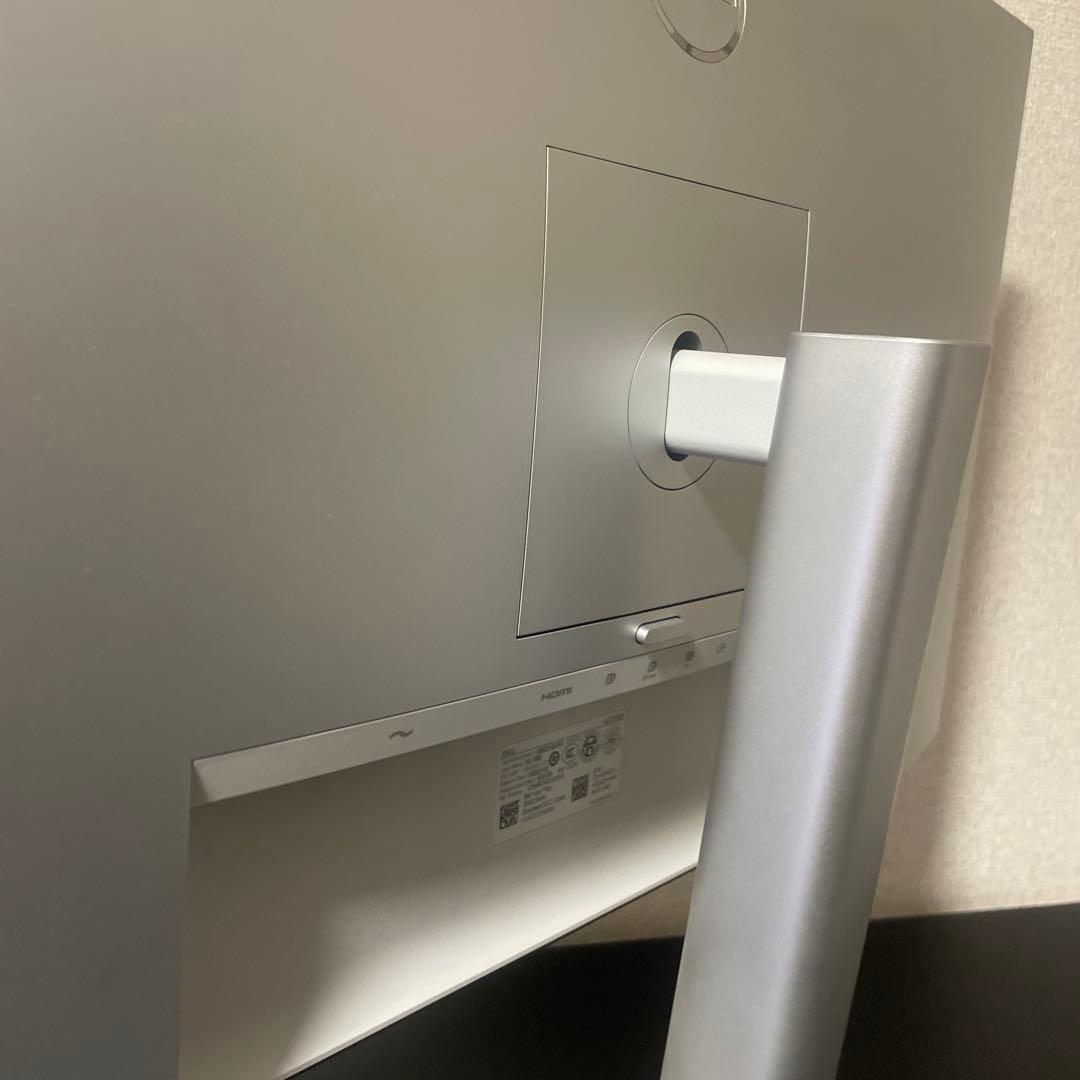 Dell U2723QE 27インチ 4K USB-Cハブモニター