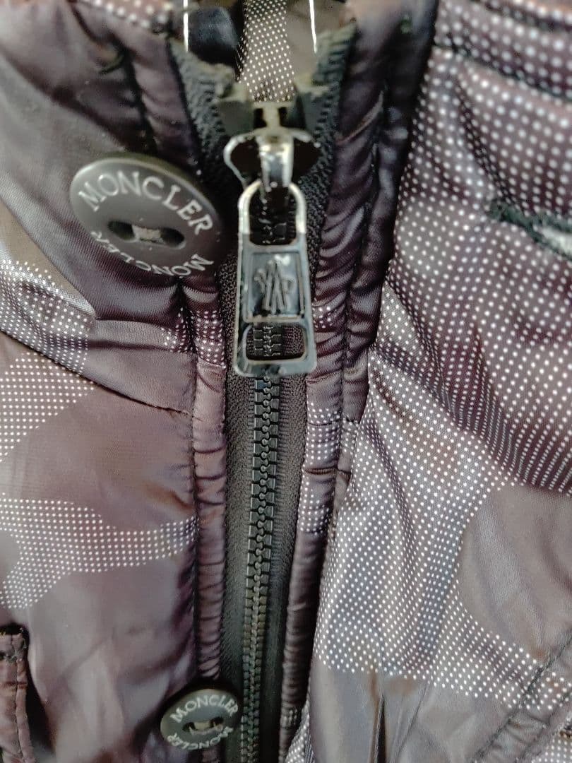 クリーニング済 カモフラージュ柄　中綿 　メンズМ　/ ブルゾン　ジャンパー