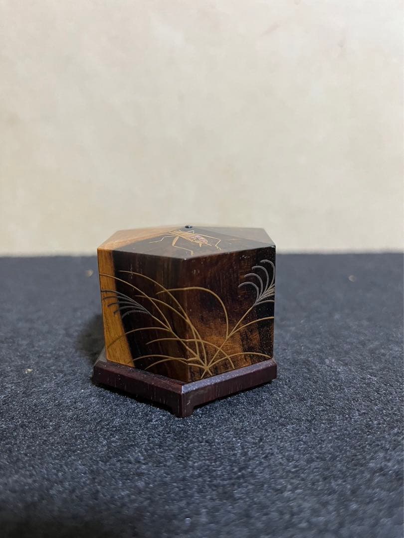 吉田華正　黒柿　鈴虫　香合