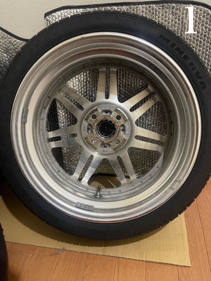 WORK 16インチ ホイールセット MINERVAタイヤ