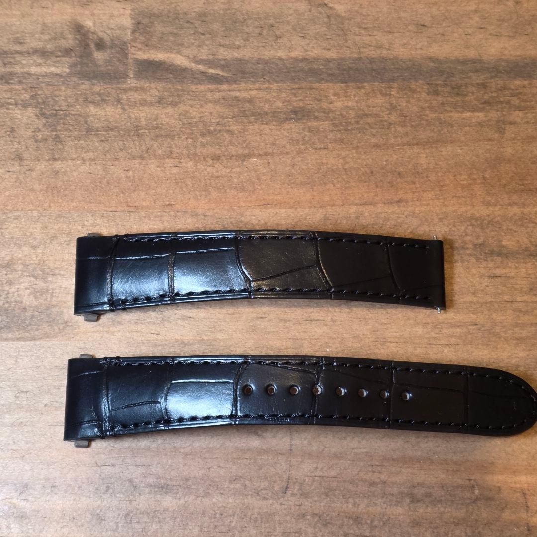 Cartier サントスドゥカルティエMM ブラック レザーベルト