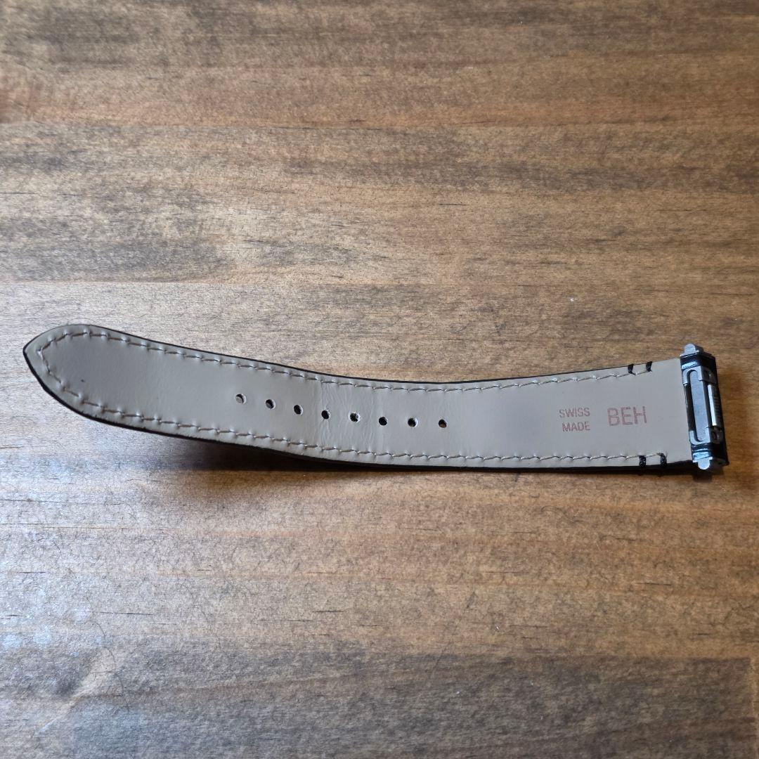 Cartier サントスドゥカルティエMM ブラック レザーベルト