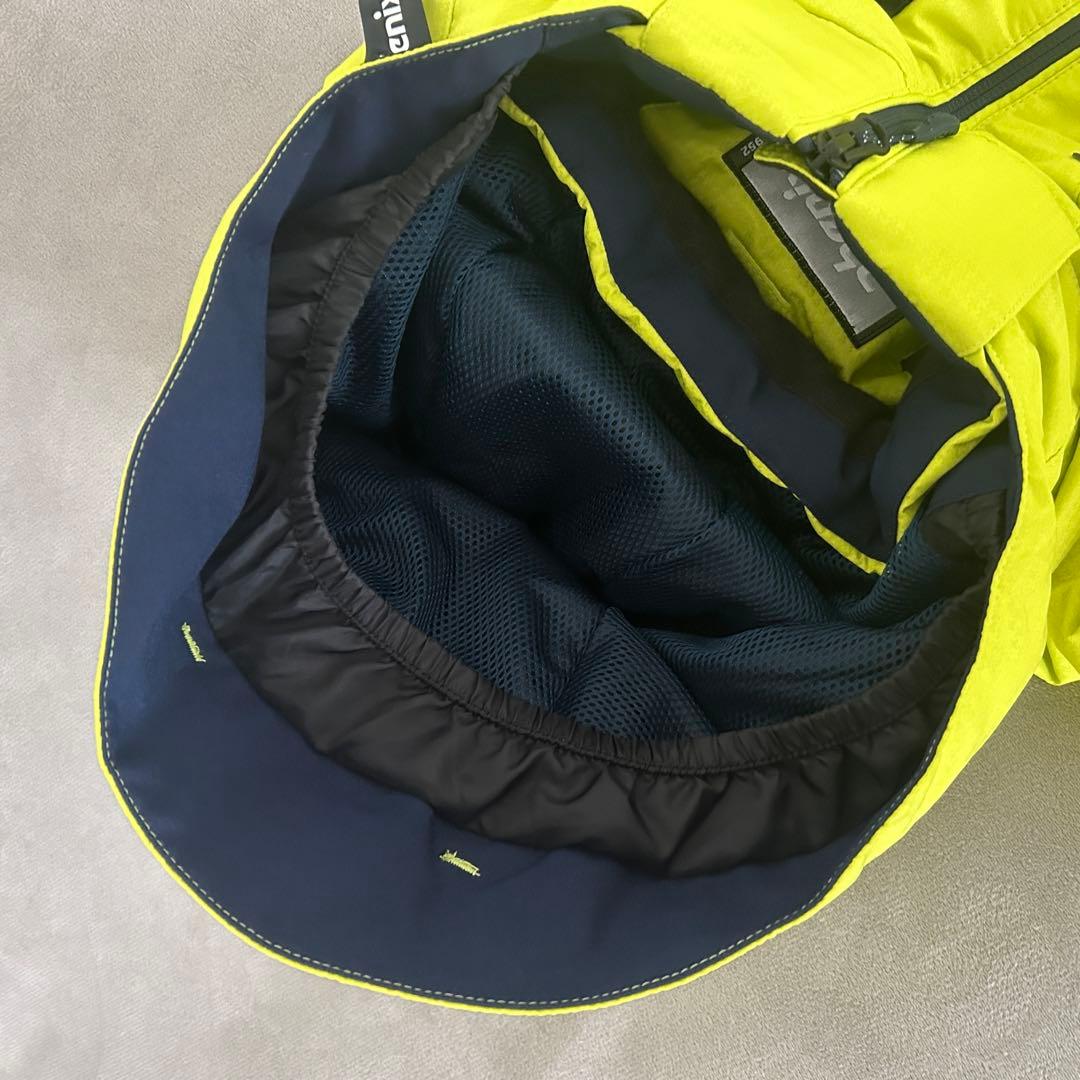 【新品・未使用】phenix スキーウエア上下セット 140cm グローブ付き