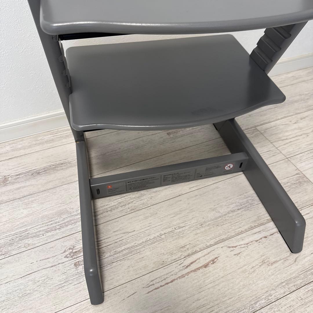 ストッケ　トリップトラップ　ストームグレー　ベビーセット付　トレー付