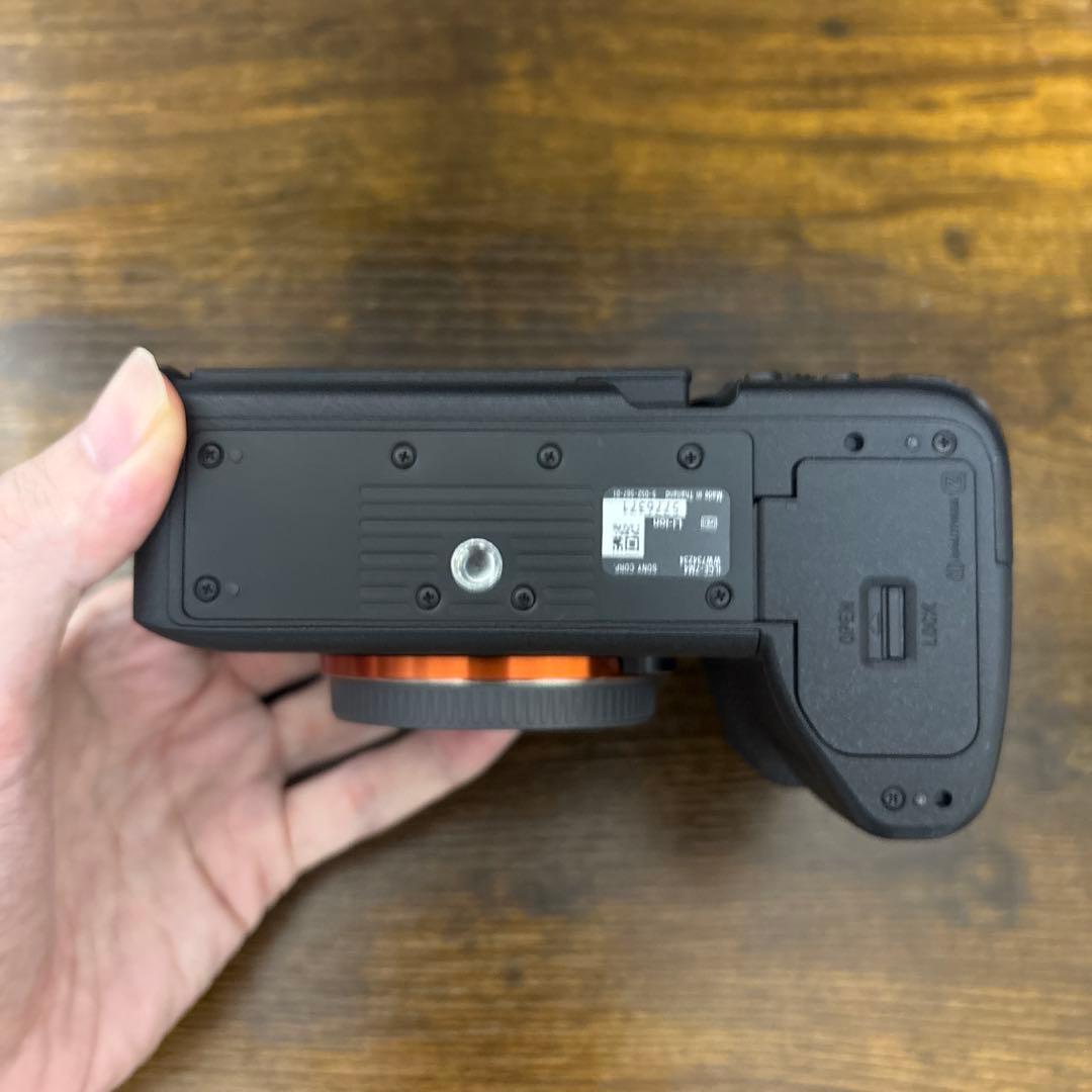 【おまけ付き美品】SONYミラーレスー眼カメラ a7IV ILCE_7M4