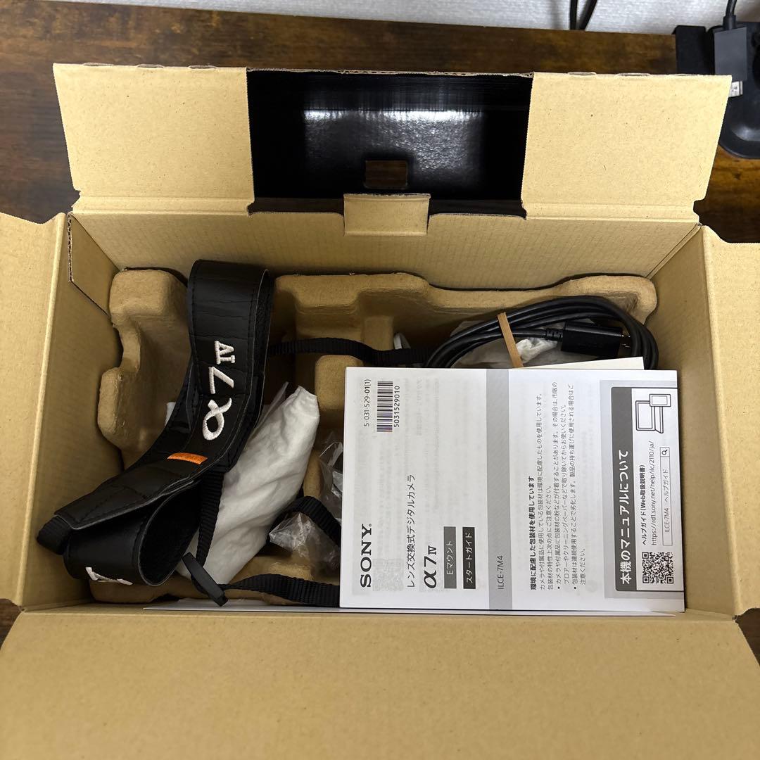 【おまけ付き美品】SONYミラーレスー眼カメラ a7IV ILCE_7M4