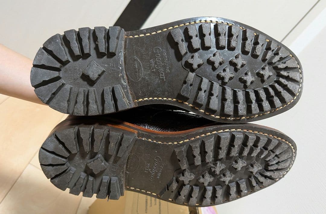 【Tricker's】バートン ブラウン コルク 6ハーフ