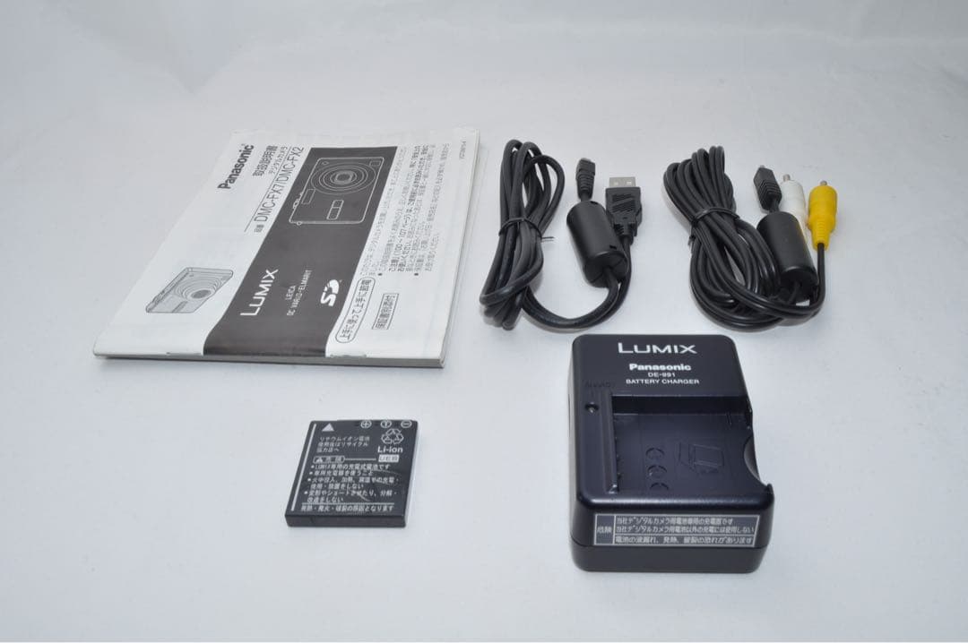 ☆美品☆ Panasonic パナソニック DMC-FX7 デジタル カメラ