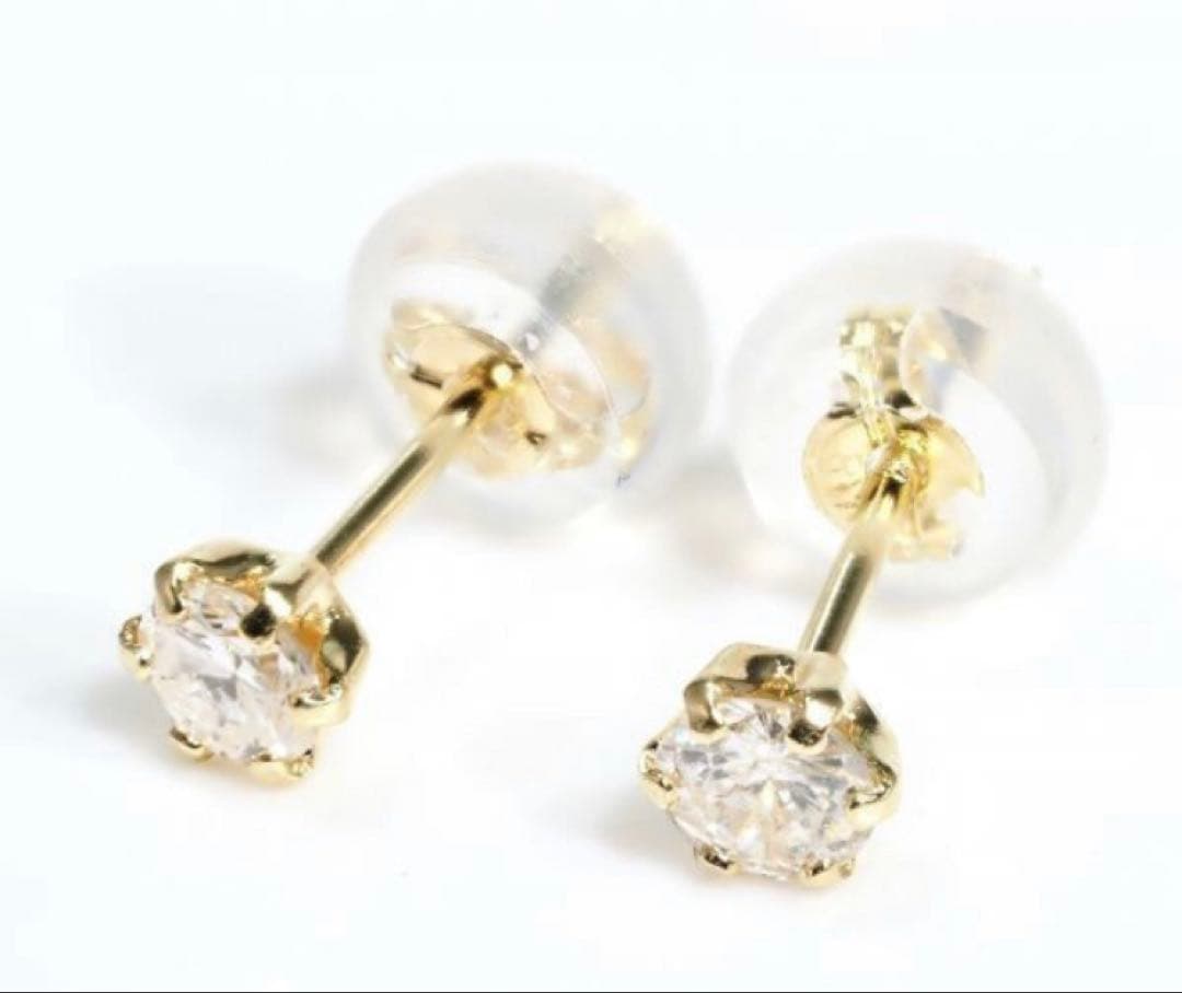 激安！価格高騰! 18金製 K18 ダイヤモンド ピアス 早い者勝ち！