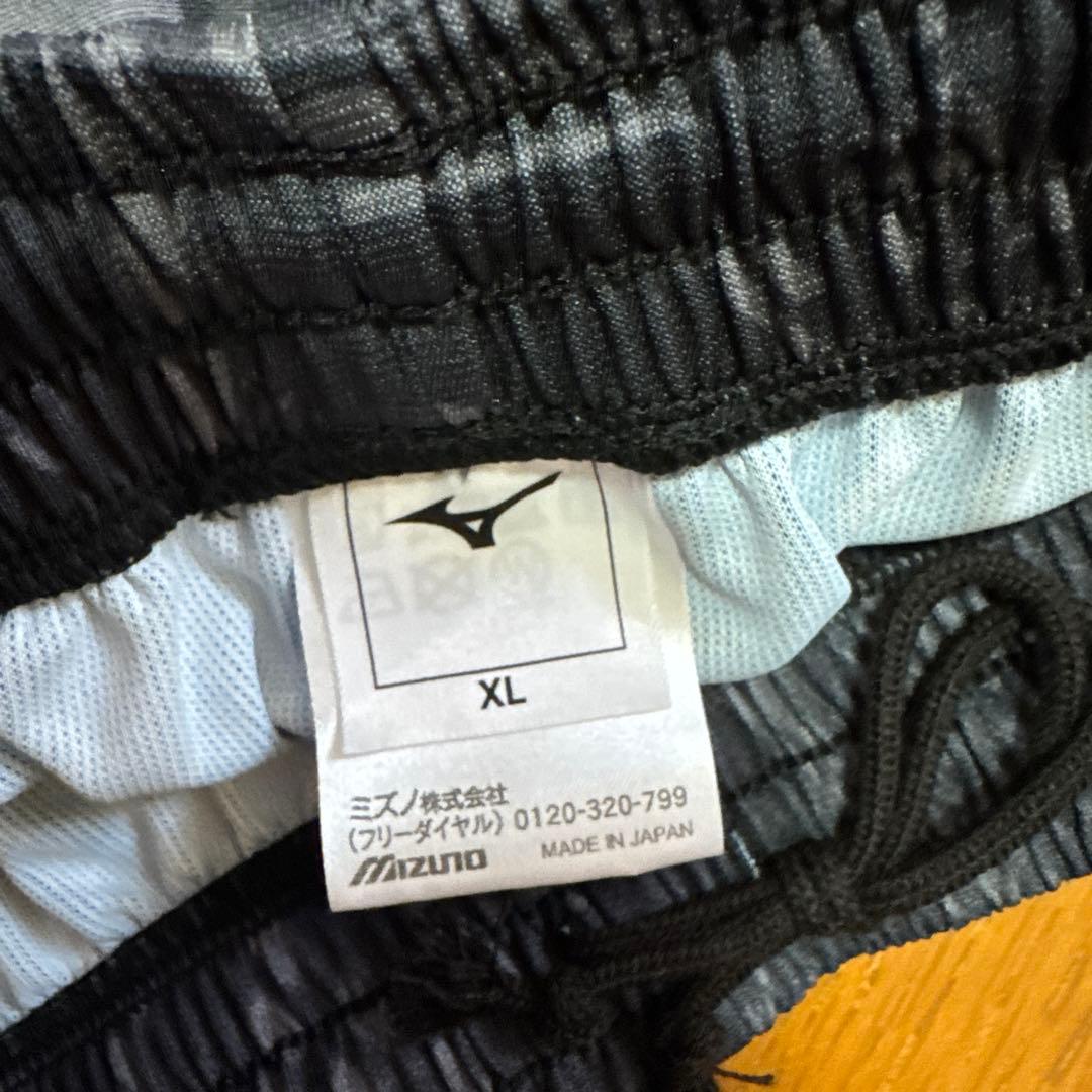 バレーボール　ゲームパンツ