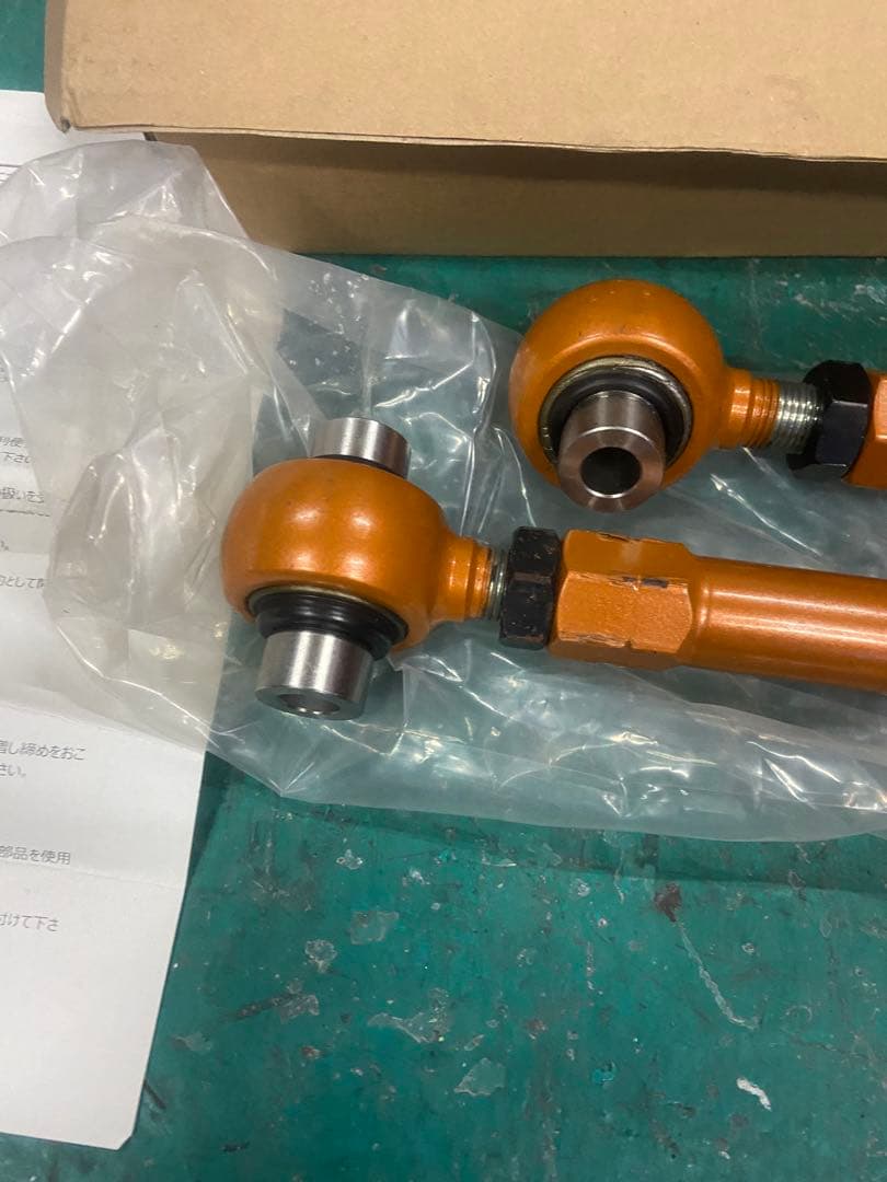 ゴルフ5 MEGAN RACING アーム＆Skidracingロッドセット中古