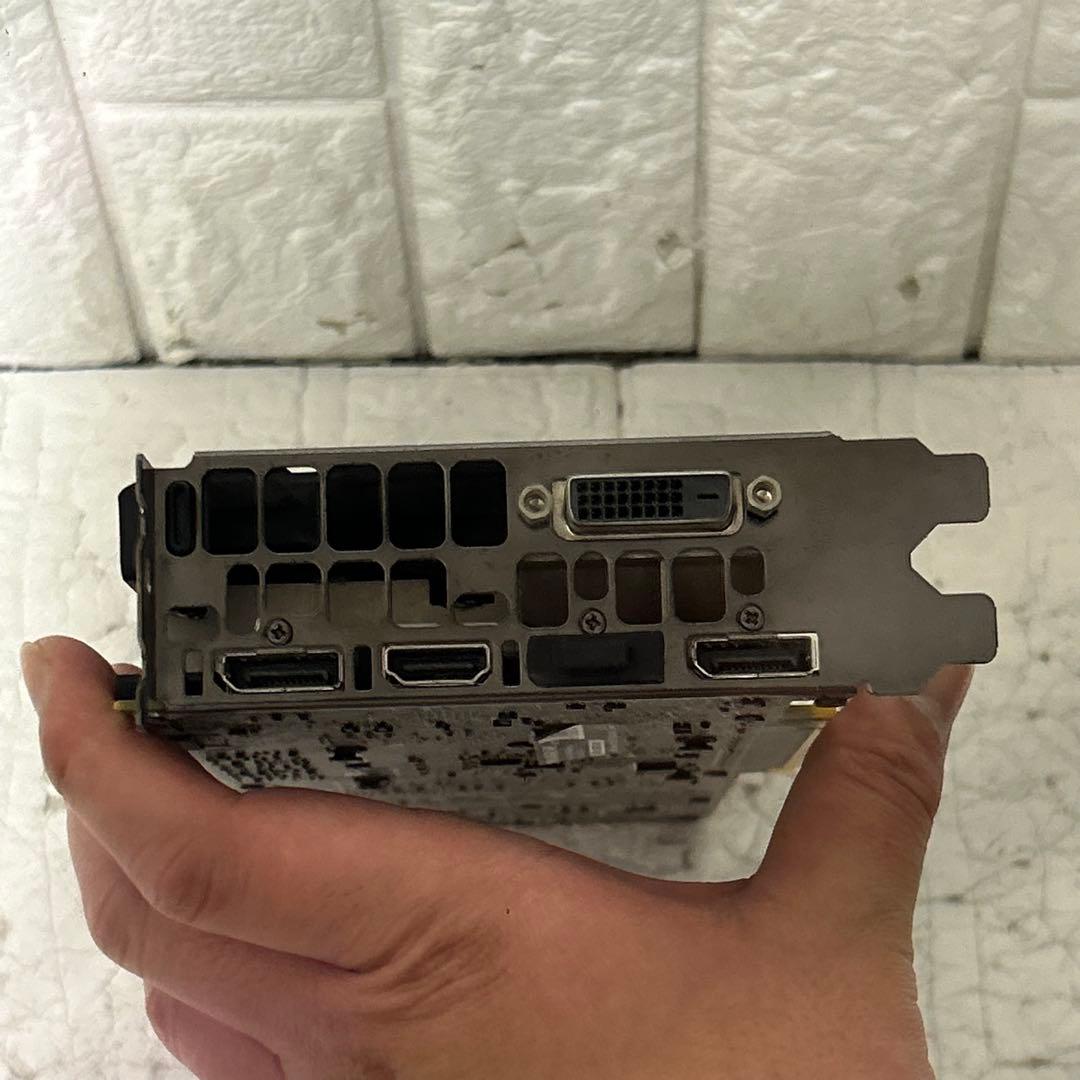 グラフィックボード・グラボ・ビデオカード EVGA GeForce GTX1070 Ti 8G