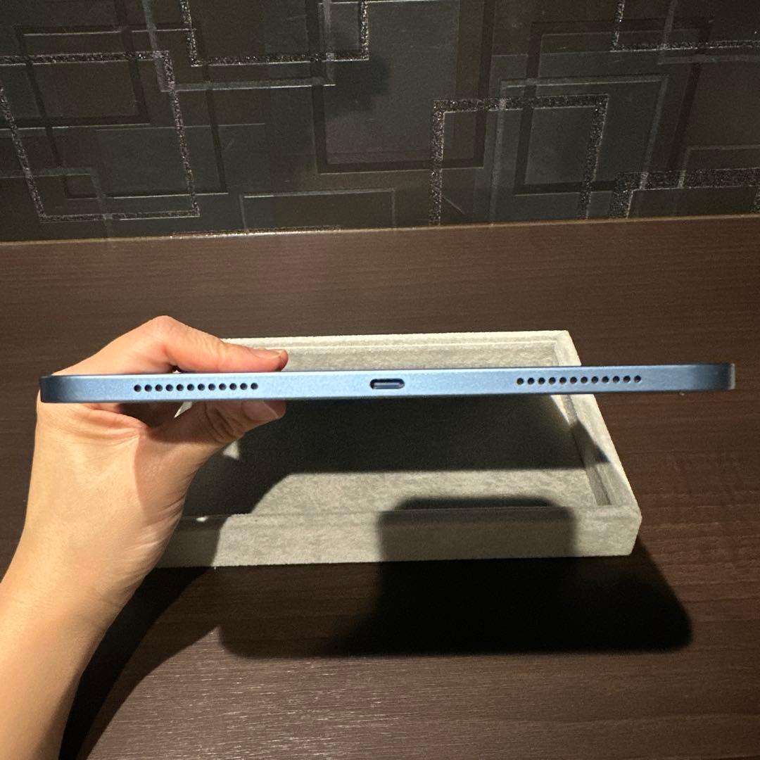 iPad (第10世代)Wi-Fiモデル　64GB ブルー