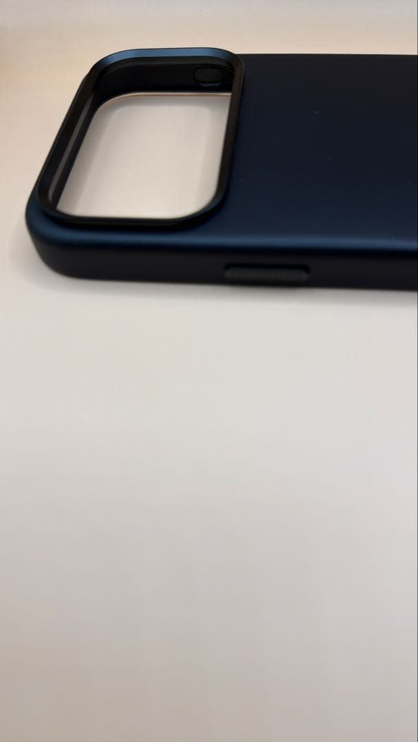 iPhoneアクセサリー NOMAD Traditional Leather Case Pro Max