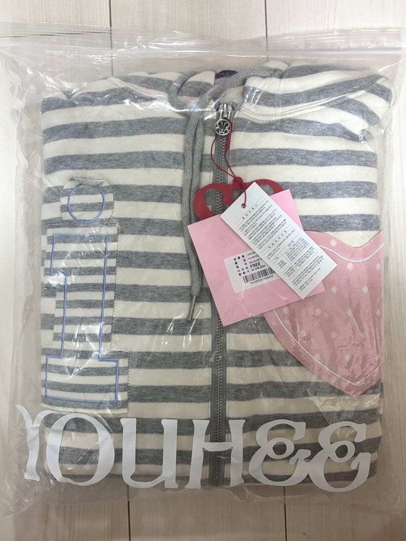 youhee パーカー 新品未開封