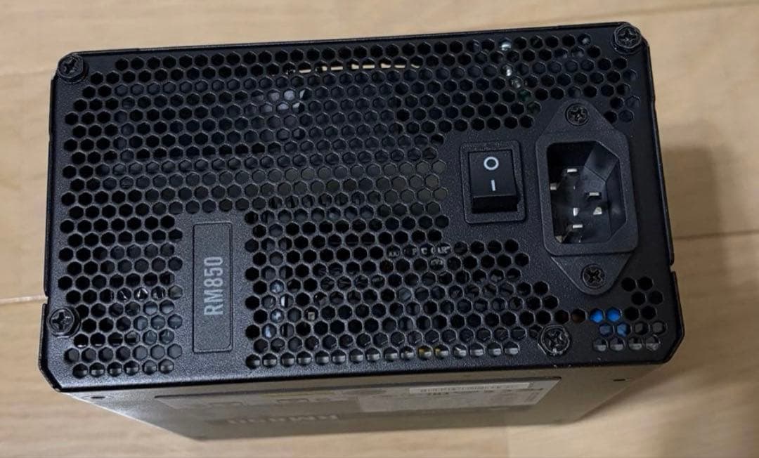 CORSAIR RM850 850W フルモジュラー電源 80PLUS Gold