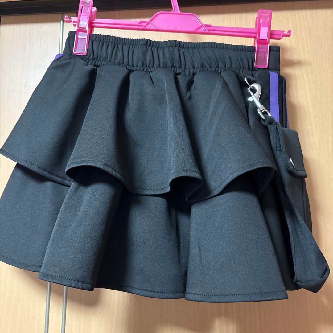 『REFLEM/レフレム』ポーチ付きジャージフリルスカート ブラック×パープル