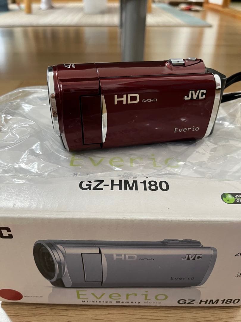 未使用 JVC GZ-HM180 HDビデオカメラ レッド